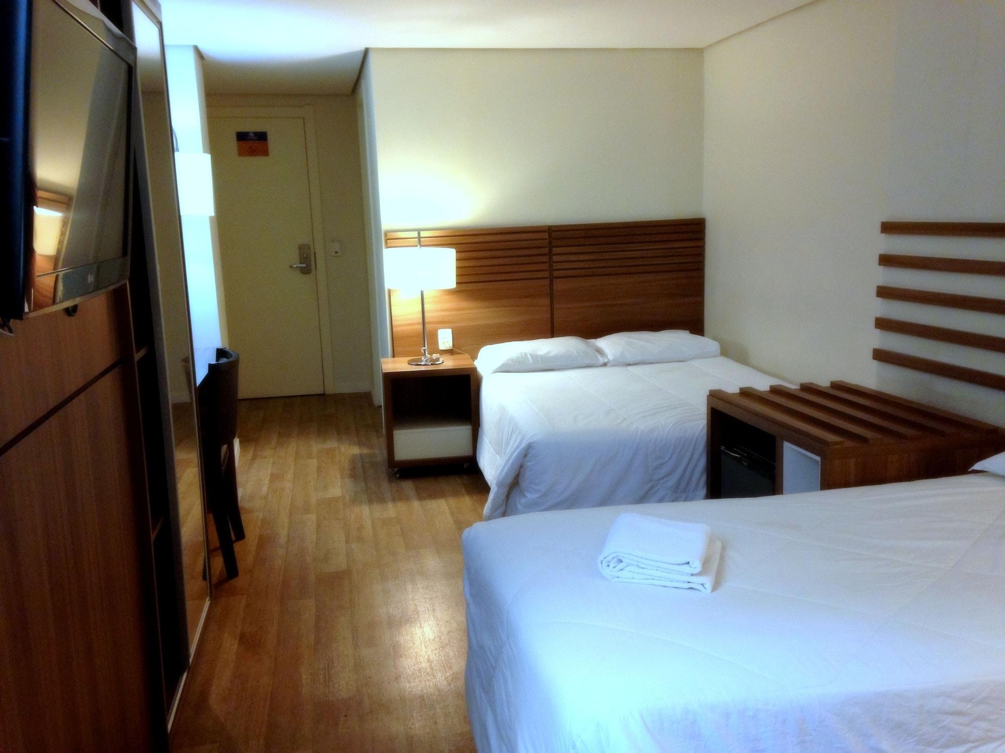 Umbu Hotel Porto Alegre - Centro Historico - Prox Aeroporto 15Min Екстер'єр фото