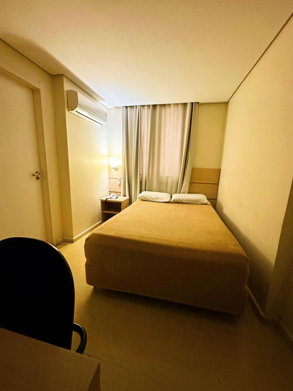 Umbu Hotel Porto Alegre - Centro Historico - Prox Aeroporto 15Min Номер фото