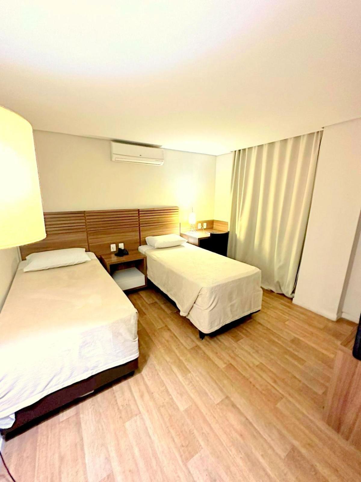 Umbu Hotel Porto Alegre - Centro Historico - Prox Aeroporto 15Min Номер фото
