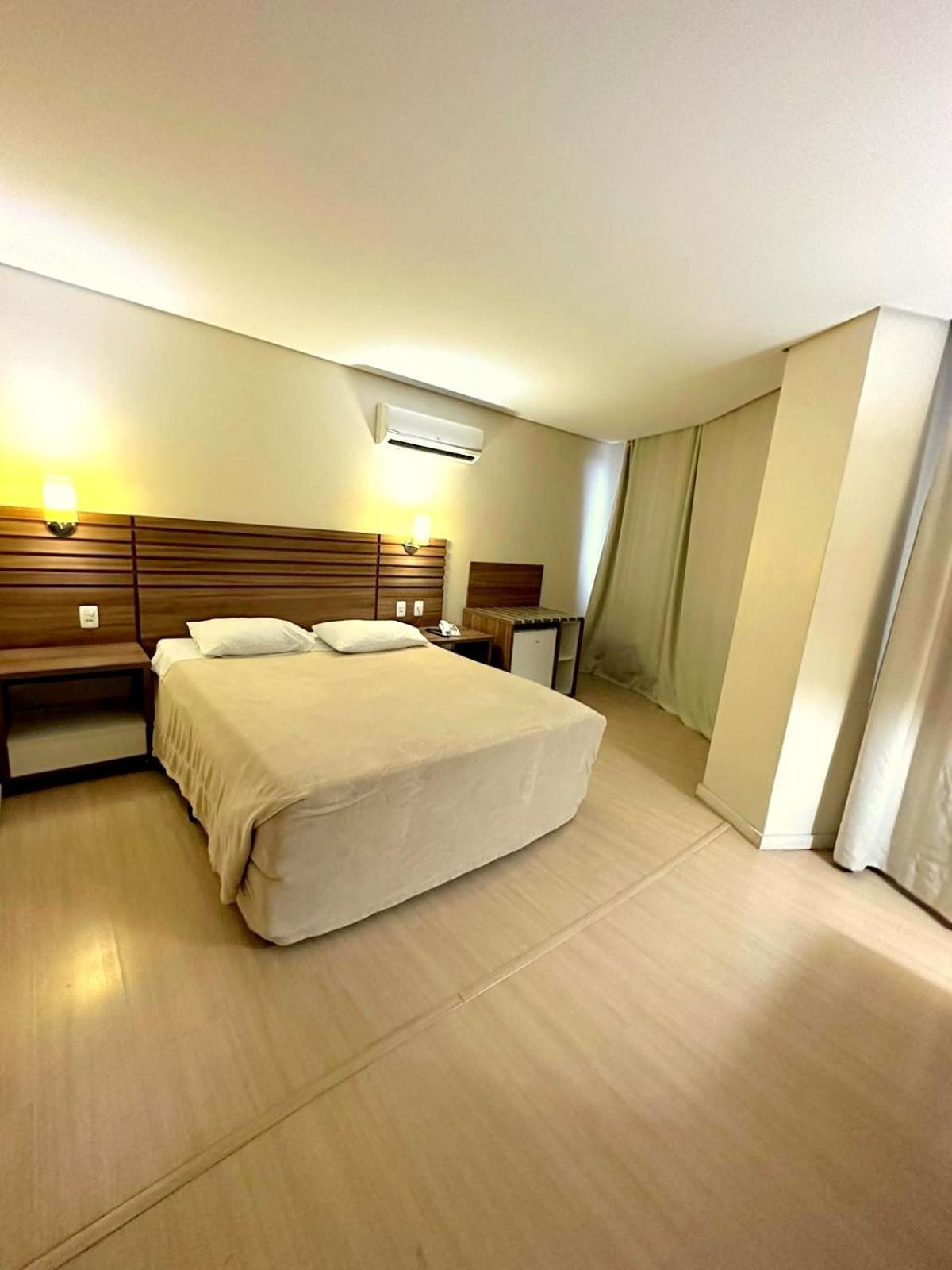 Umbu Hotel Porto Alegre - Centro Historico - Prox Aeroporto 15Min Номер фото