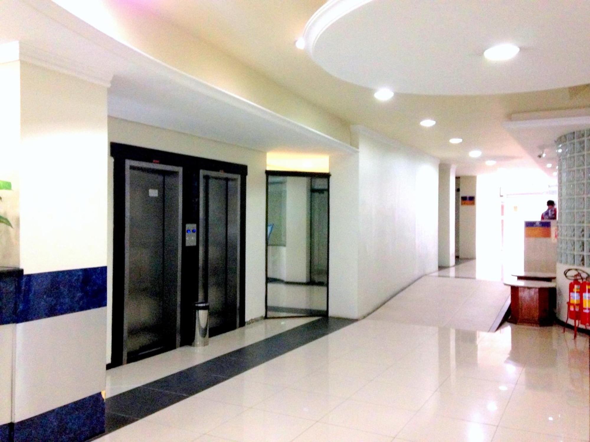 Umbu Hotel Porto Alegre - Centro Historico - Prox Aeroporto 15Min Екстер'єр фото