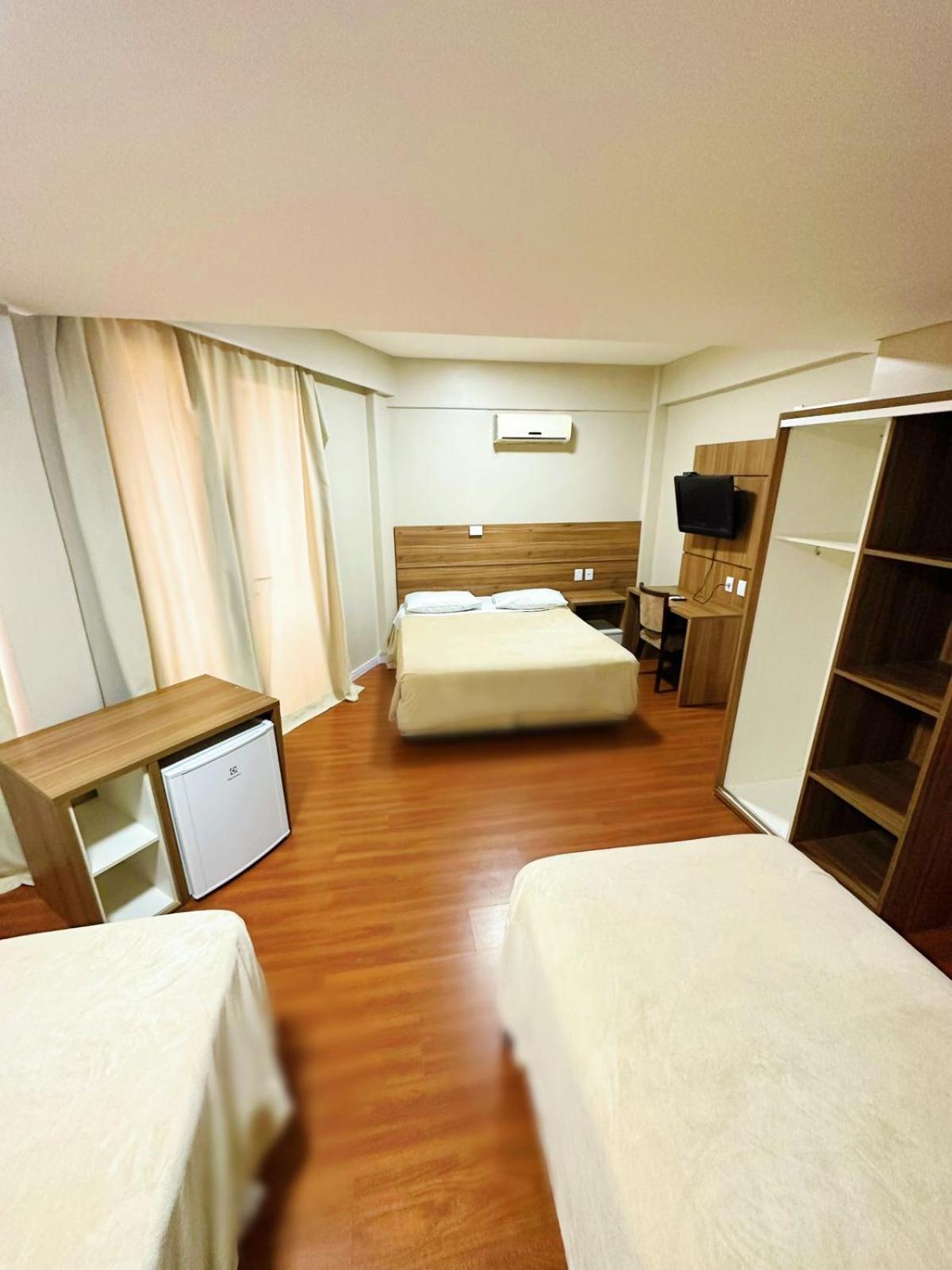 Umbu Hotel Porto Alegre - Centro Historico - Prox Aeroporto 15Min Номер фото