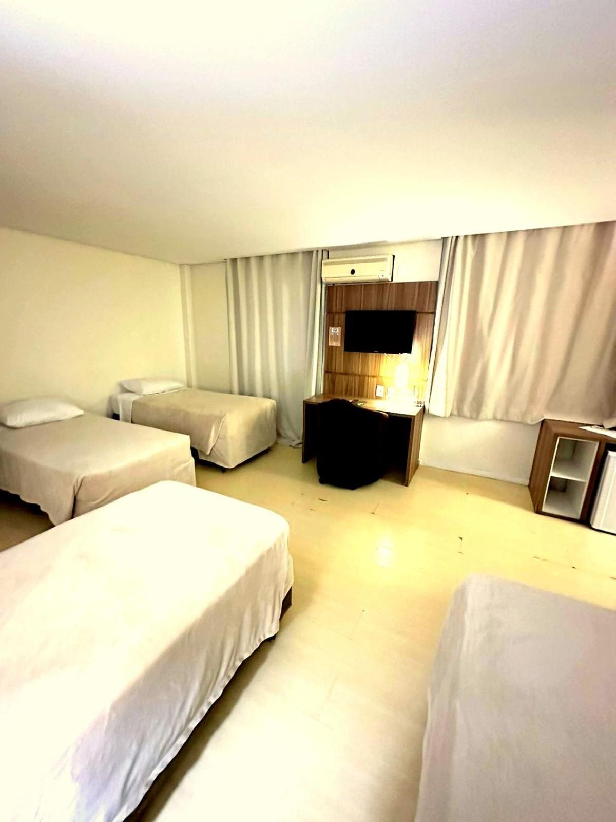 Umbu Hotel Porto Alegre - Centro Historico - Prox Aeroporto 15Min Номер фото